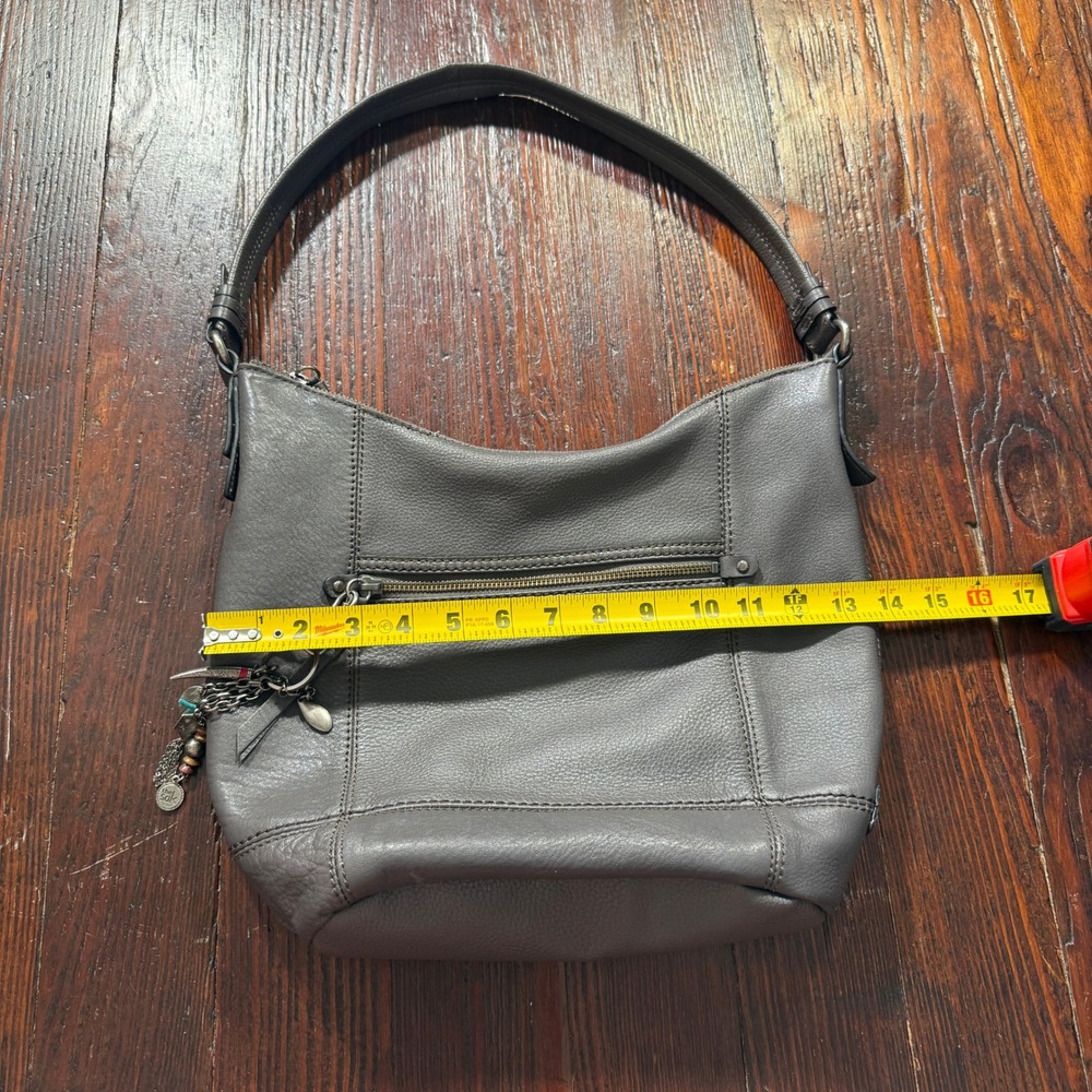 The Sak Hobo Shoulder Bag Purse Grey Leather Front Zip Charm Accent - EUC - Picture 3 of 10